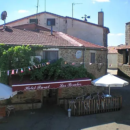Rural Perales מלון